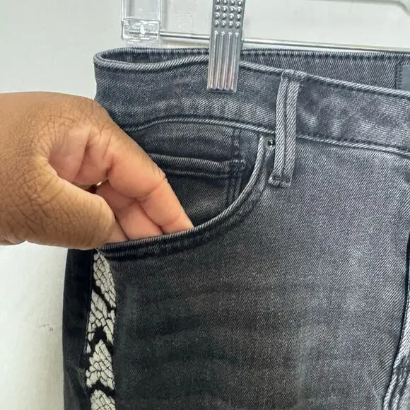 Driftwood Colette Jeans 26 Black Embroidered Side Stripe Boho Frayed Hem Denim‎ - Picture 8 of 15